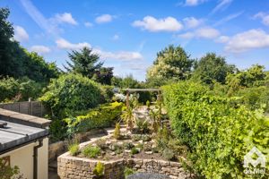 Photo 11- click for photo gallery